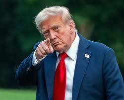 Trump mantiene un enfrentamiento epistolar con Lula para solidarizarse con Bolsonaro.