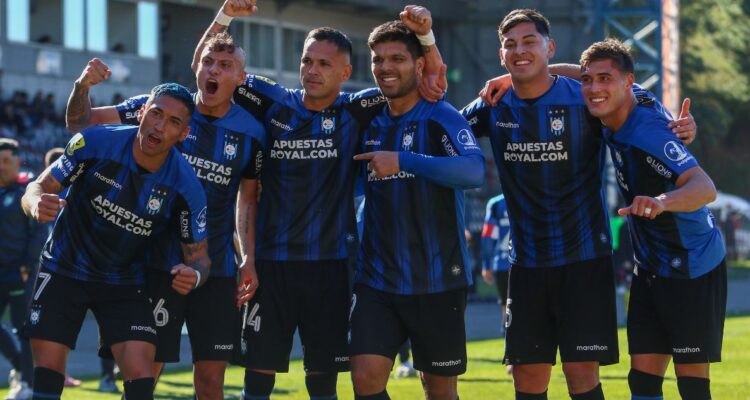 Huachipato lo da vuelta y termina goleando a La Calera